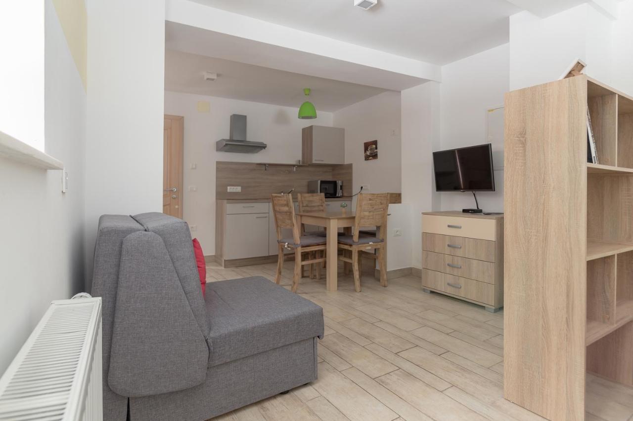 Apartments Villa Vesna Pokljuka Goreljek ภายนอก รูปภาพ